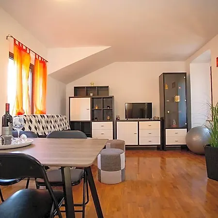 Kika Hotel 3*